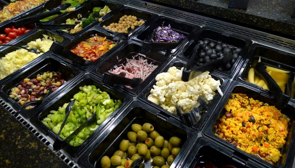 Ohio reopens salad bars, self-service food stations in restaurants, banquet halls, other facilities - cleveland.com