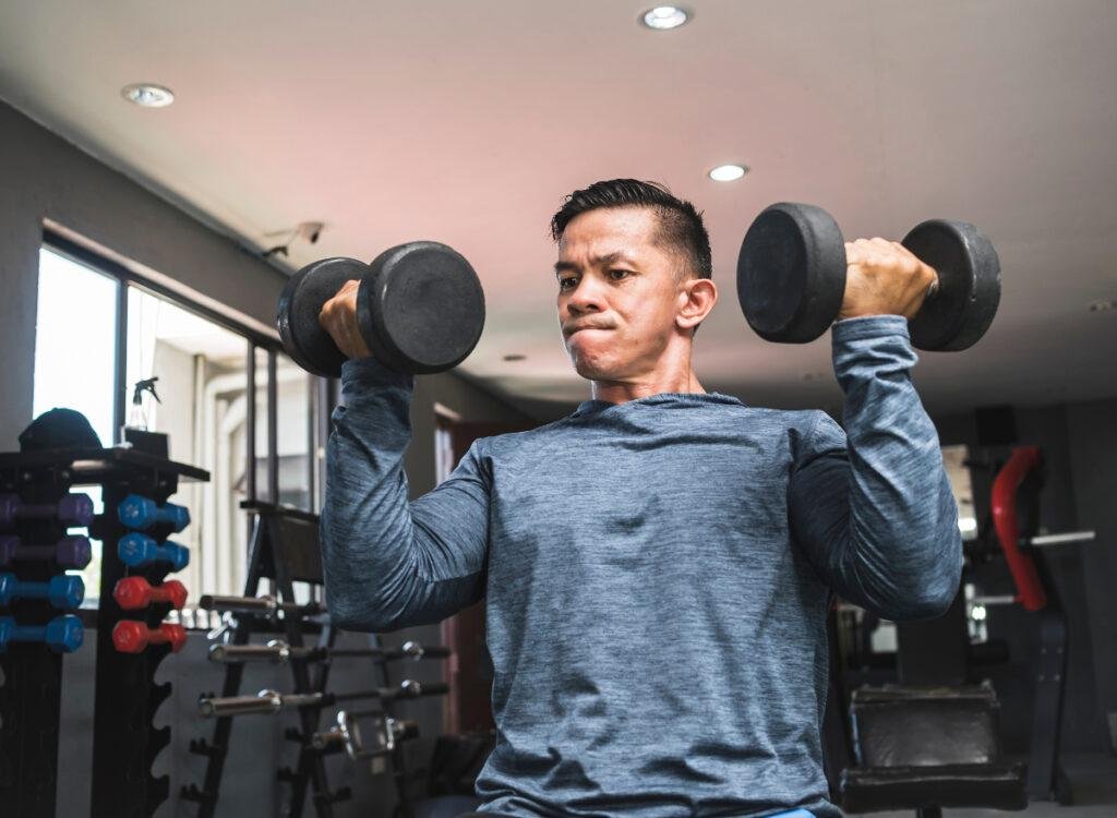 Shrink Belly Fat Faster In Your 40s With These Free Weight Exercises, Trainer Says — Eat This Not That