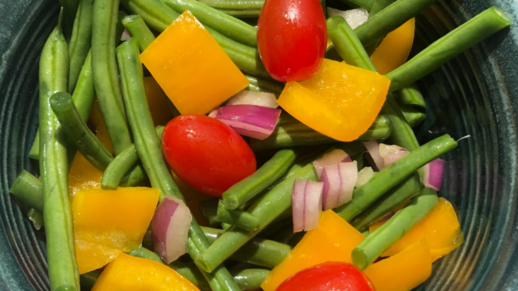 Making Salad Without Lettuce - The Holderness Family