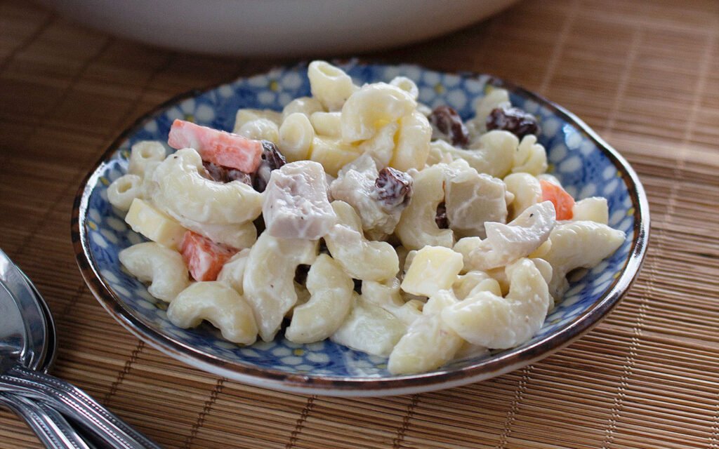 Filipino Macaroni Salad [Vegan]