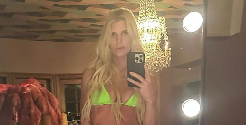 Jessica Simpson Shows Off 100-Lb. Weight Loss in Neon-Green Bikini