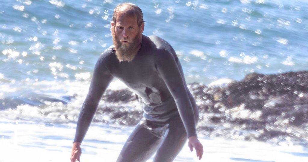 Jonah Hill looks unrecognisable with huge beard as he's seen surfing after weight loss - Mirror Online