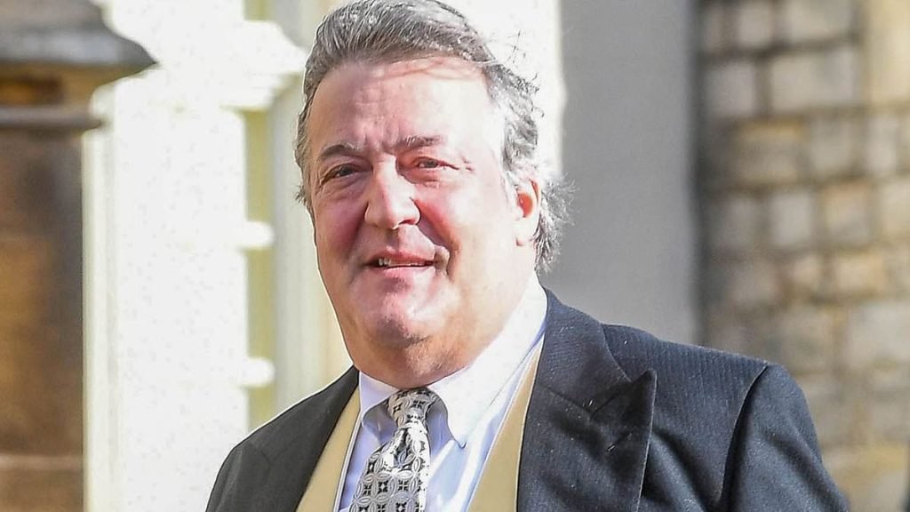 Stephen Fry says he lost an 'astonishing' 5st using a weight-loss drug